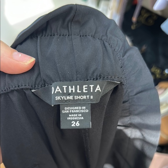 Athleta Skyline II Shorts - Picture 2 of 3